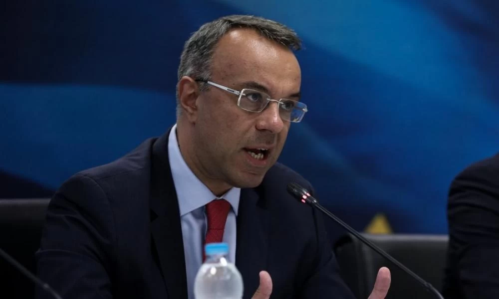 Σταϊκούρας: Υπό εξέταση επίδομα σε αστυνομικούς και μείωση ενοικίου σε φοιτητές